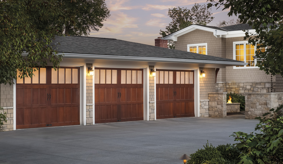 RESERVE® WOOD collection SEMI-CUSTOM series garage doors