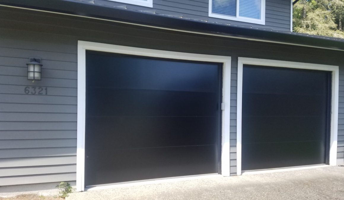 Modern Tech™ Residential Garage Doors DistribuDoors