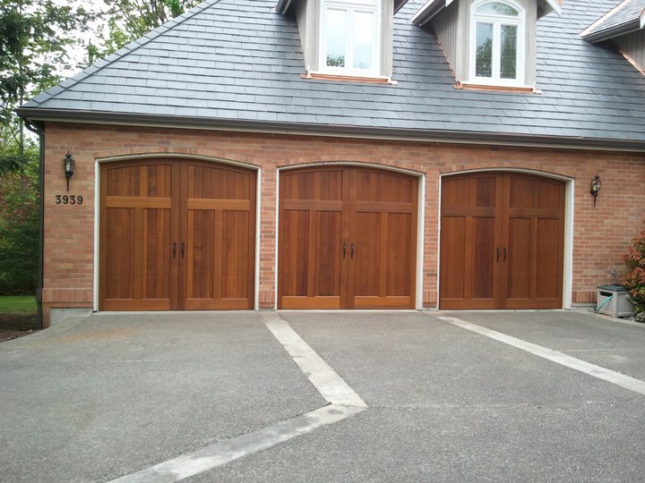 Reserve® Wood Custom garage doors